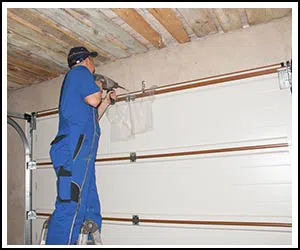 United Garage Door Repair Service St Paul, MN 651-302-7803